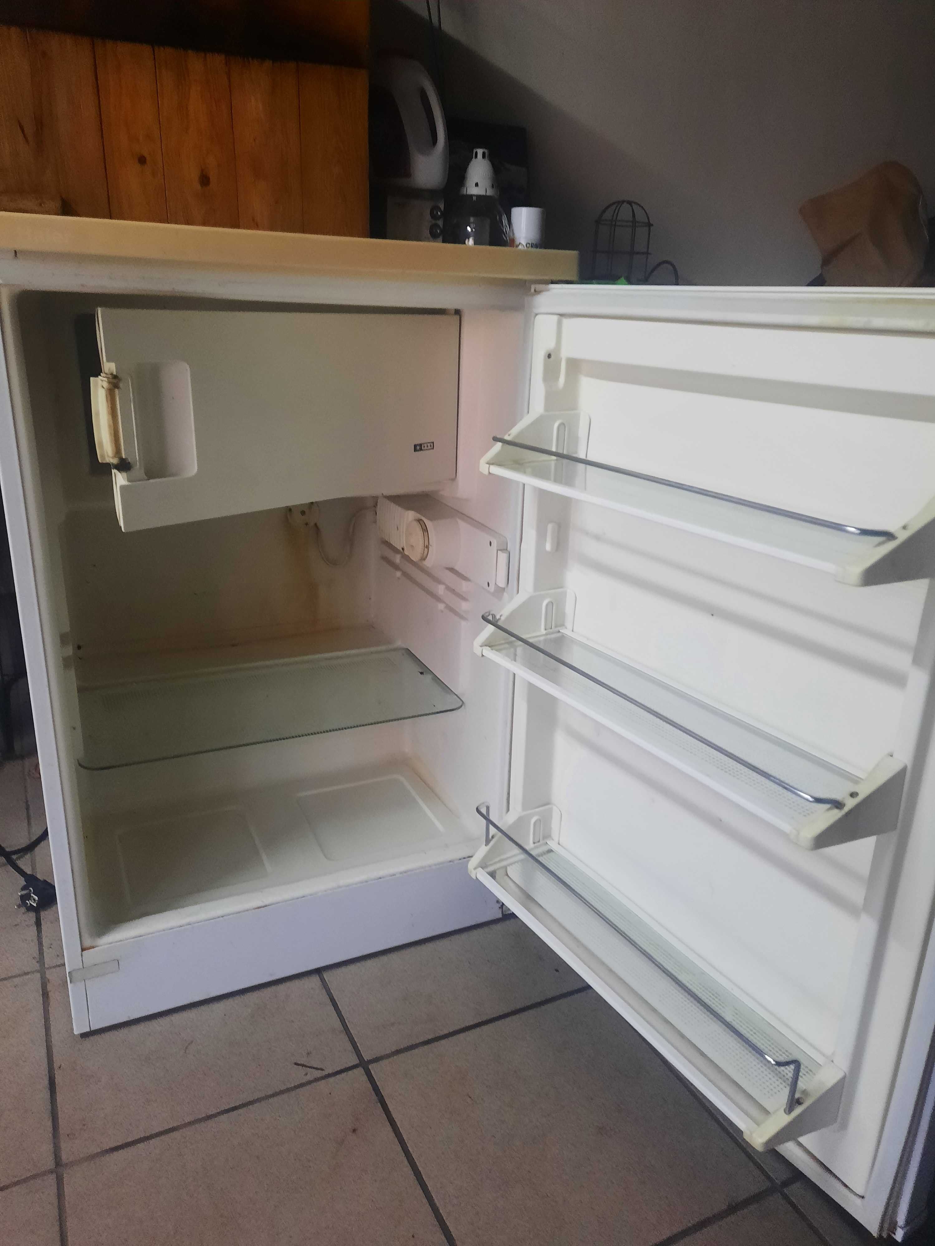 Lodówka Haier sprawna