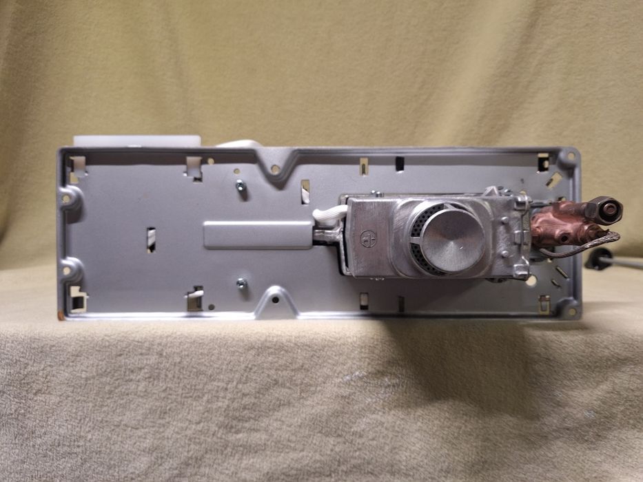 Truma Trumatic ! CZYTAJ OPIS !  SL3002 piecyk ogrzewanie 30mbar Cu