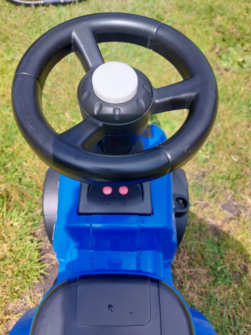 Jezdzik dla dziecka traktor