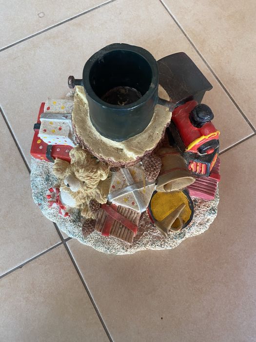 Suporte decorativo para arvore de natal (com rachadura)