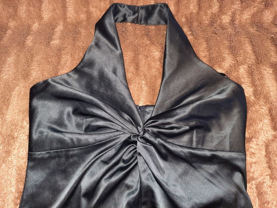 Продам эффектное черное платье