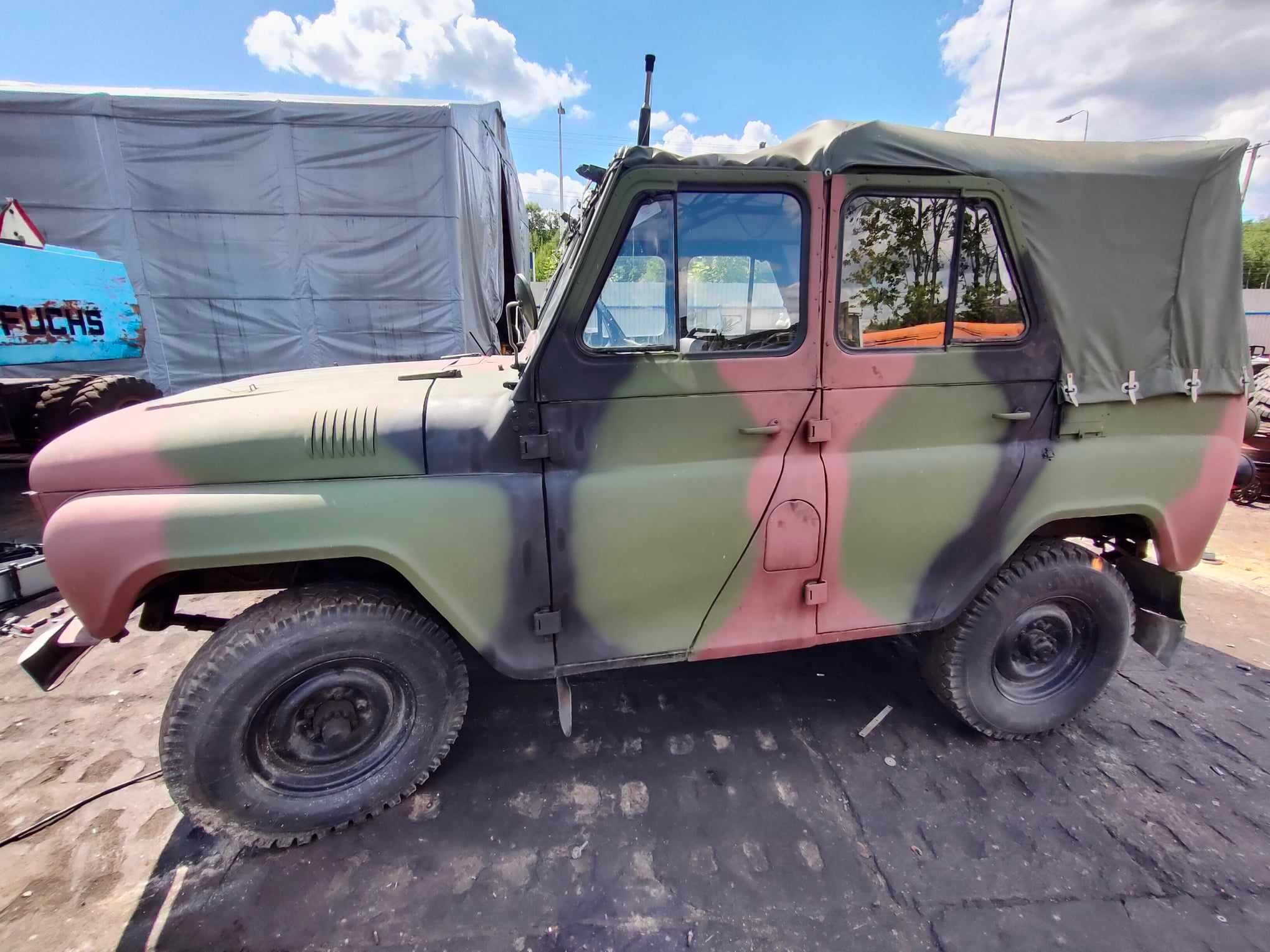Samochód terenowy UAZ-469B z demobilu wojskowego