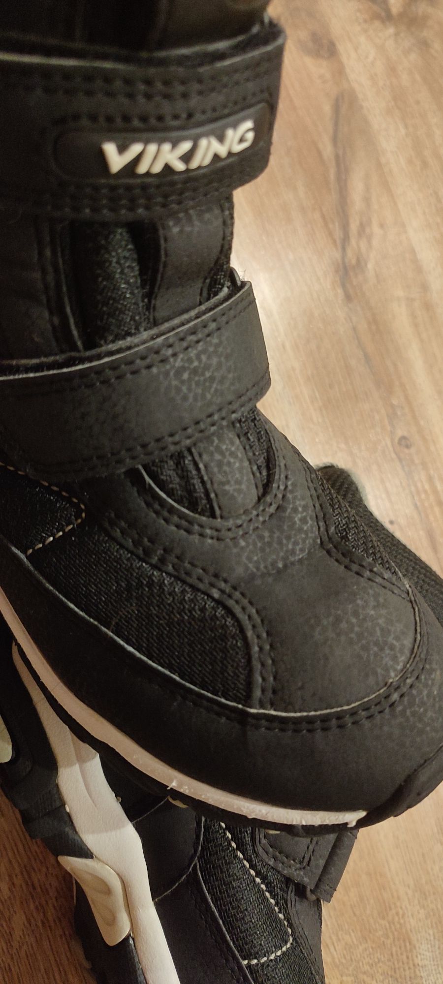 Buty zimowe VIKING 34 czarne na rzepy unisex nieprzemakalne