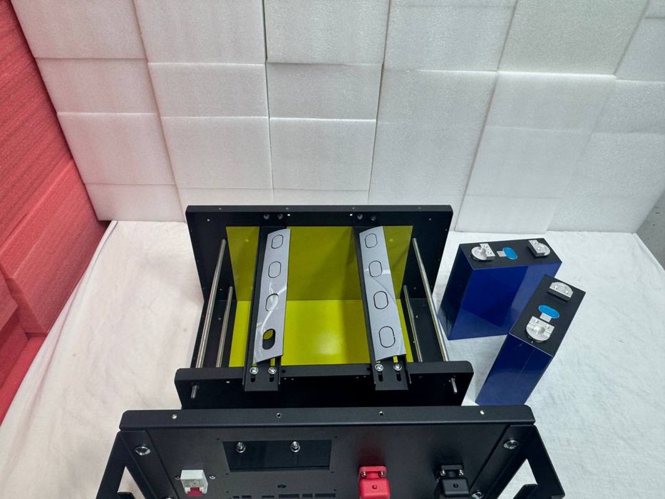 Корпус для АКБ 24v 8s/48v 16s 105E Lifepo4 Від виробника