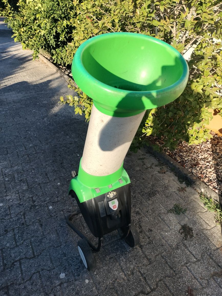 Triturador Viking ge250