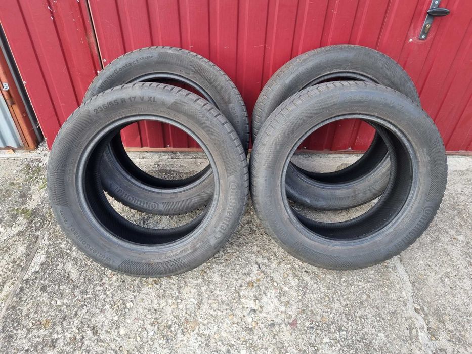 4x 235/55R17 Continental Wintercontact