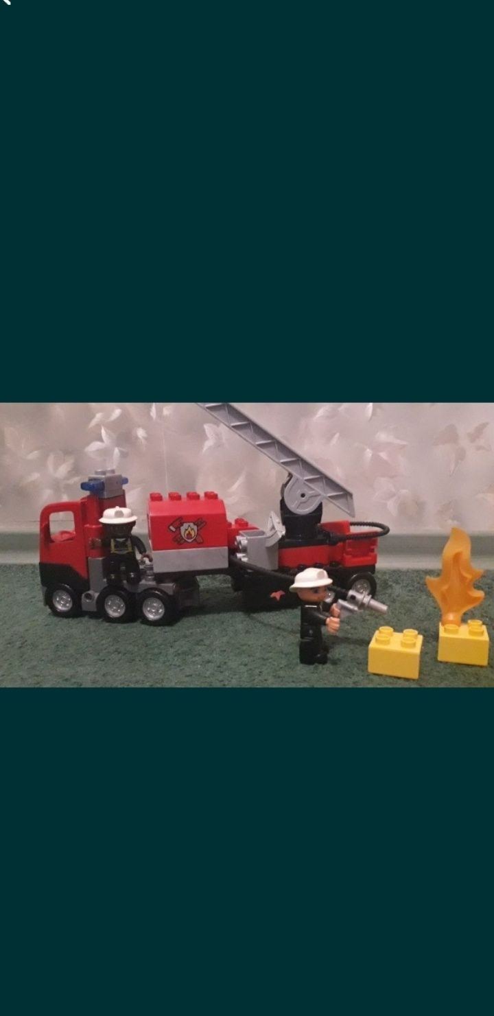 Lego DUPLO  Пожежна машина