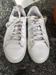 Sapatilhas brancas Puma menina