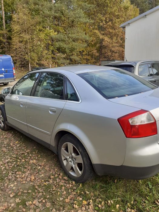 Audi A4 1.9 TDI po kolizji / auto rodzinne po chip tuningu