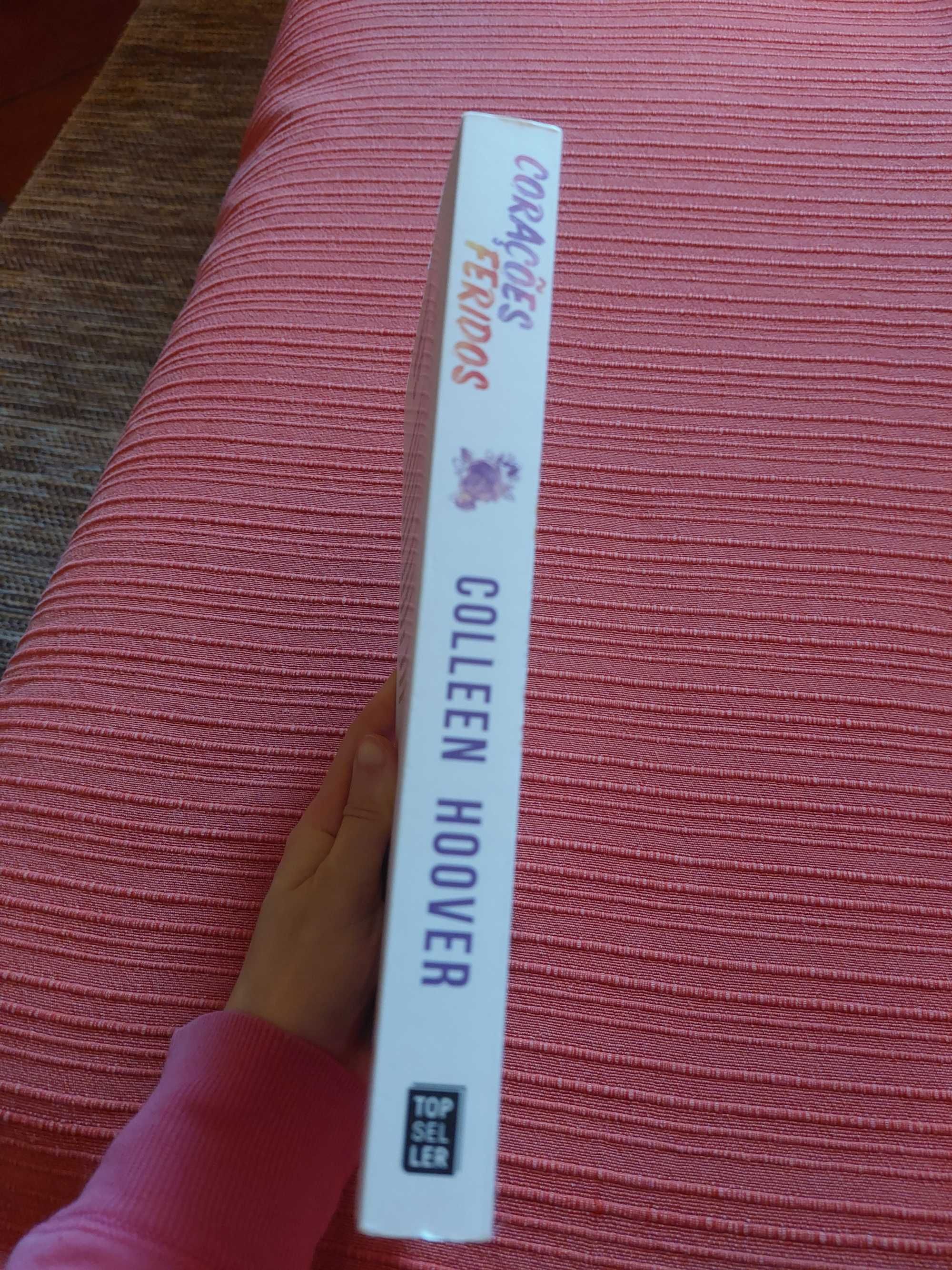 Livro "Corações feridos"