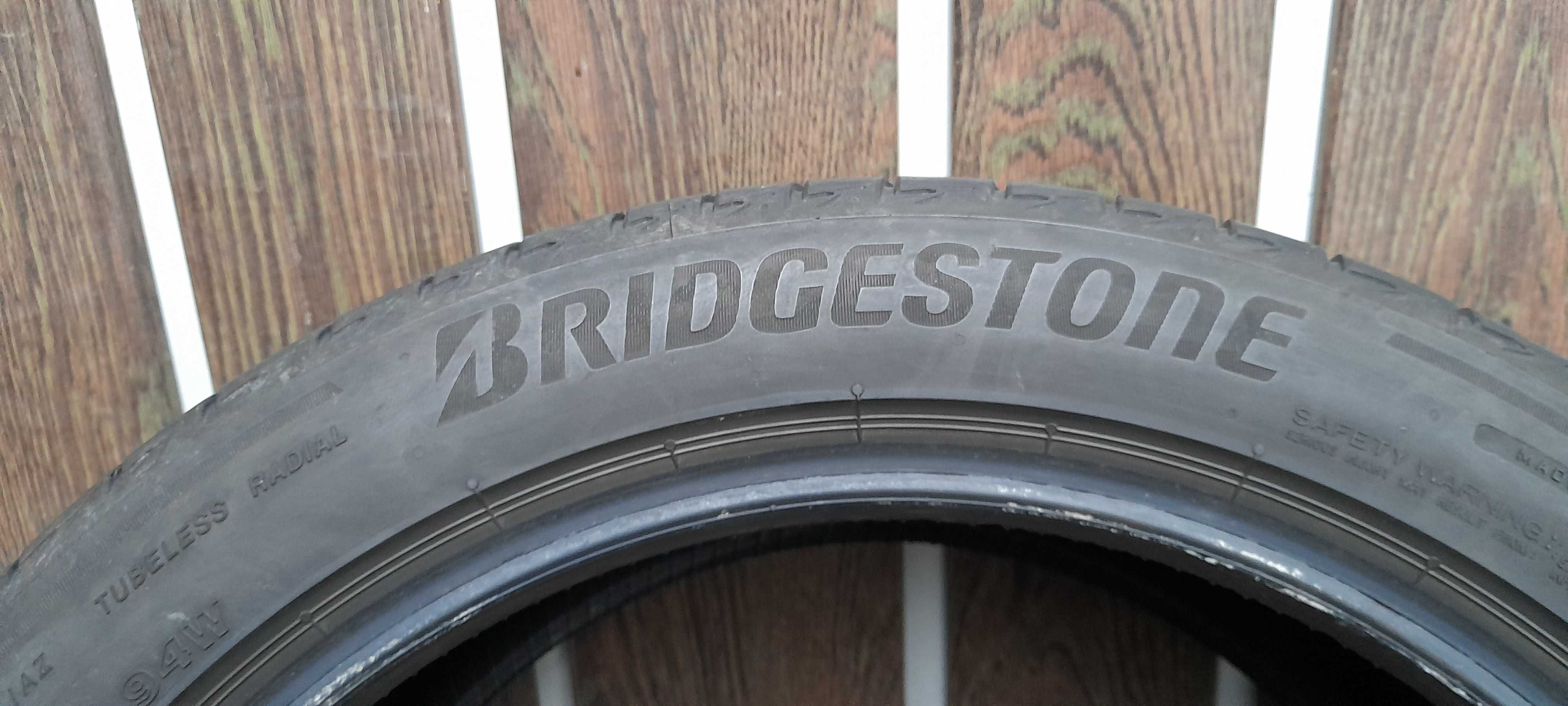 Opony letnie Bridgestone  235/45 R18  94W