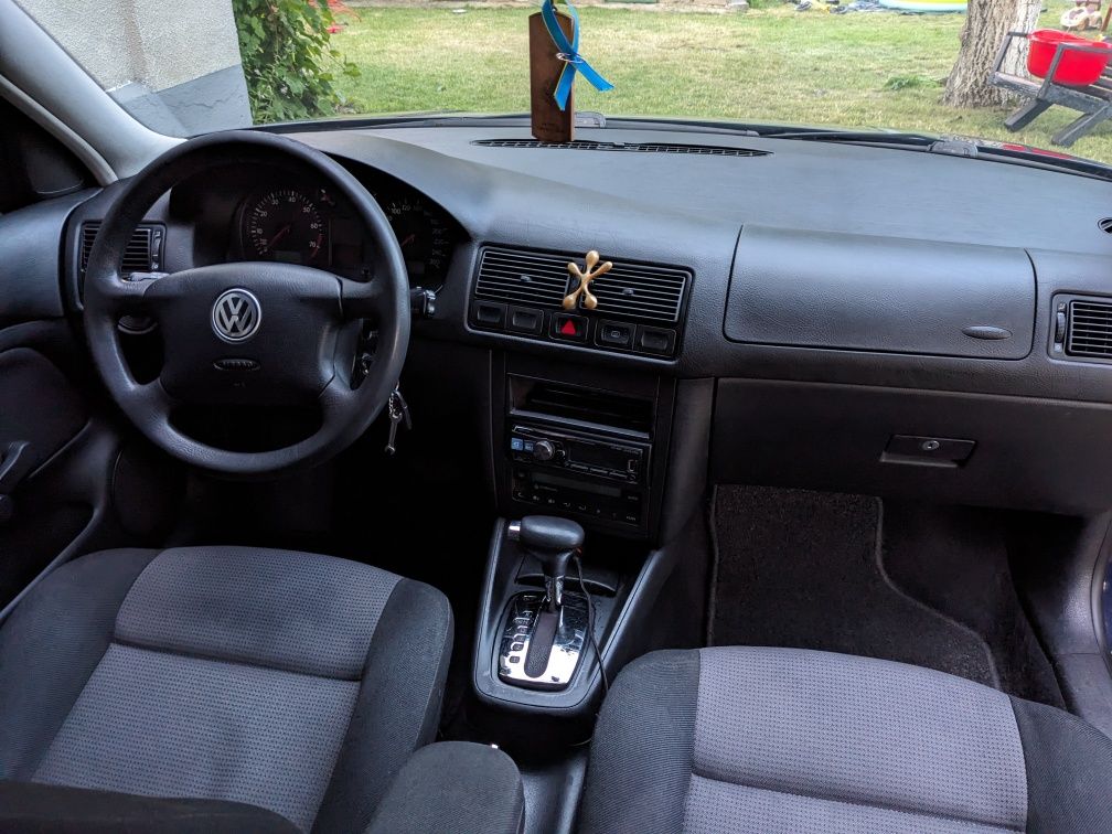 Volkswagen Golf 4