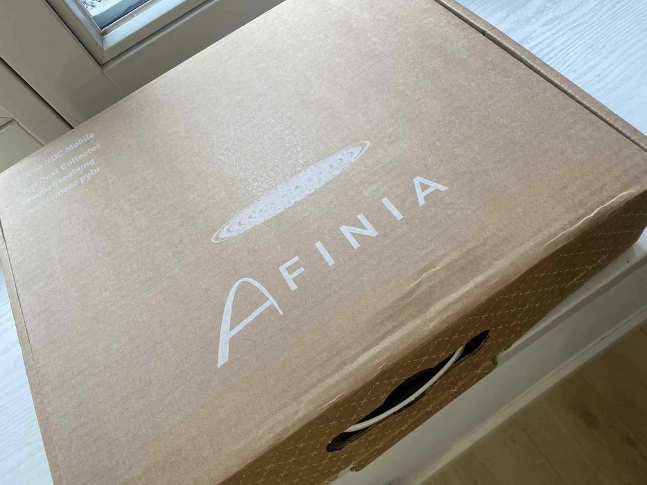 Pochłaniacz pyłu do paznokci od Afinia