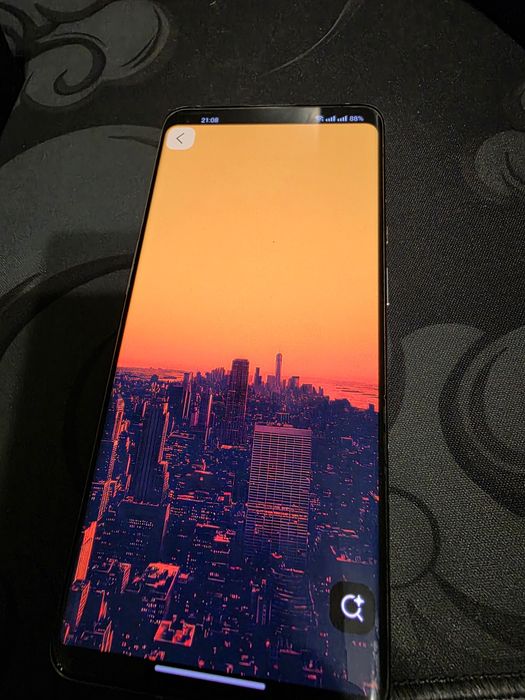 Продаю One Plus 9 Pro