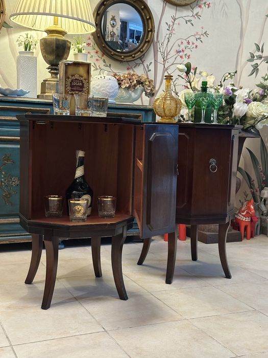 2x barki na alkohol .szafki nocne .