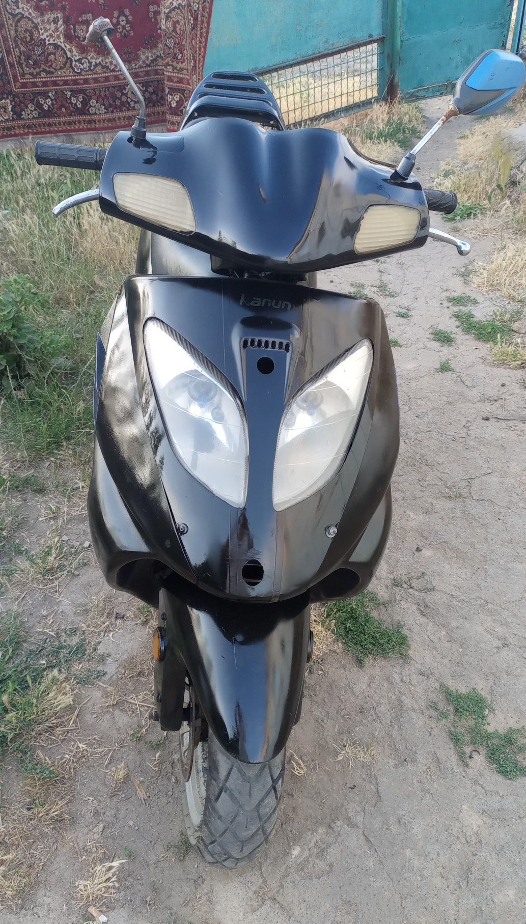 Продам скутер кануни