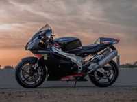 Aprilia RSV1000R  2004