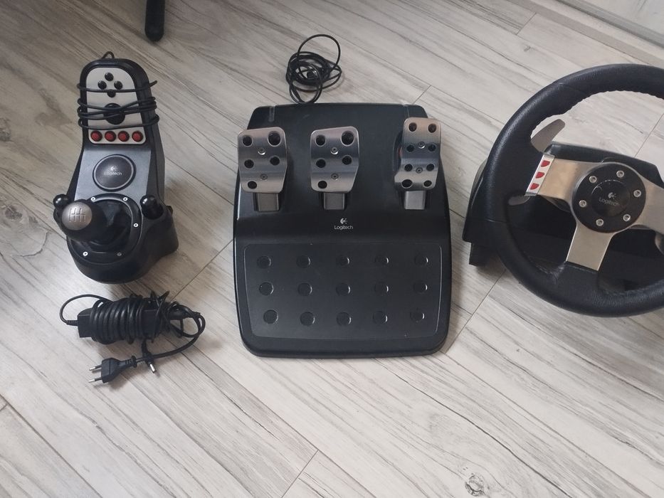 Kierownica Logitech g27