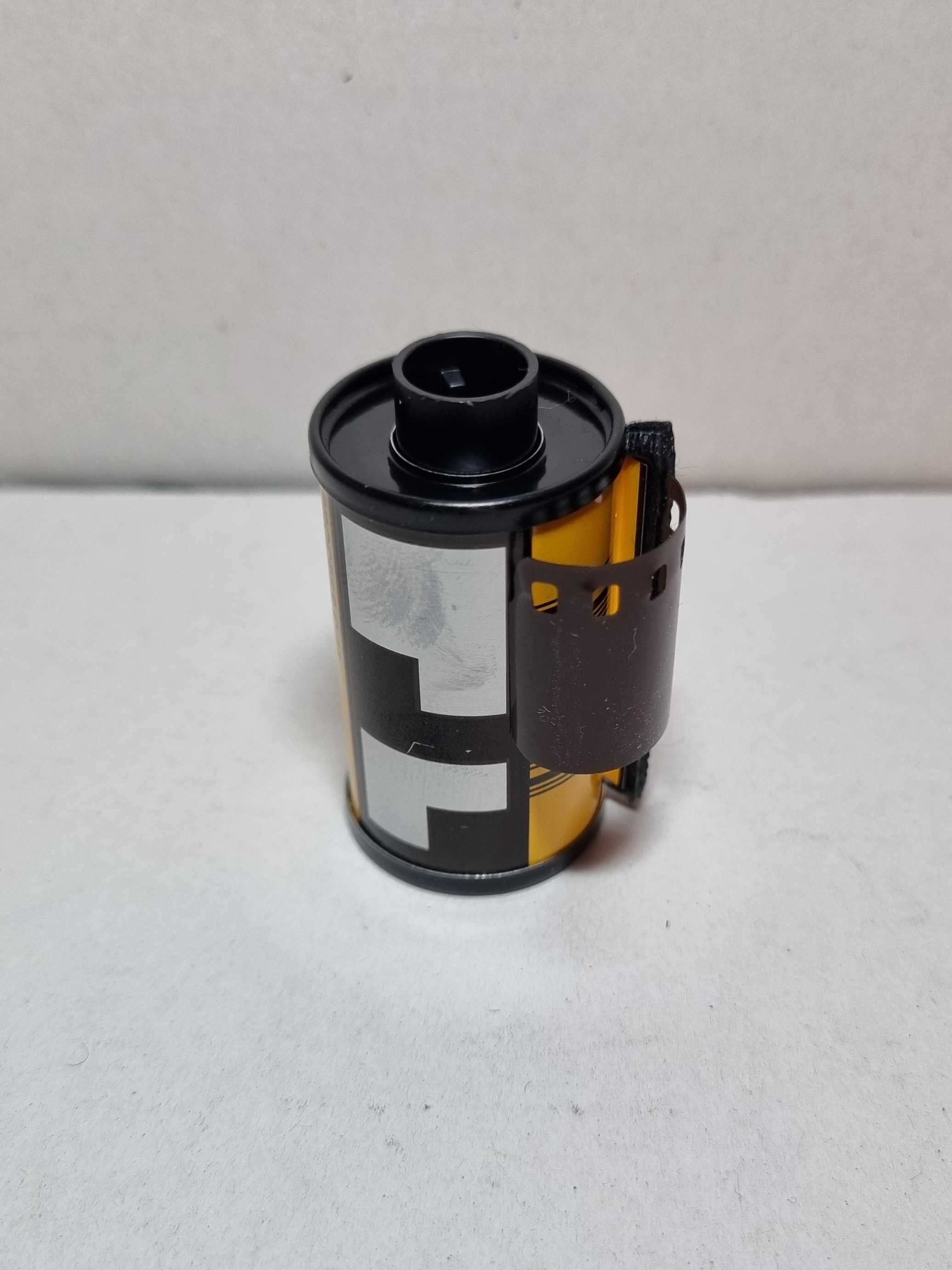 Кассета с фотопленкой Kodak 200 (35-мм)