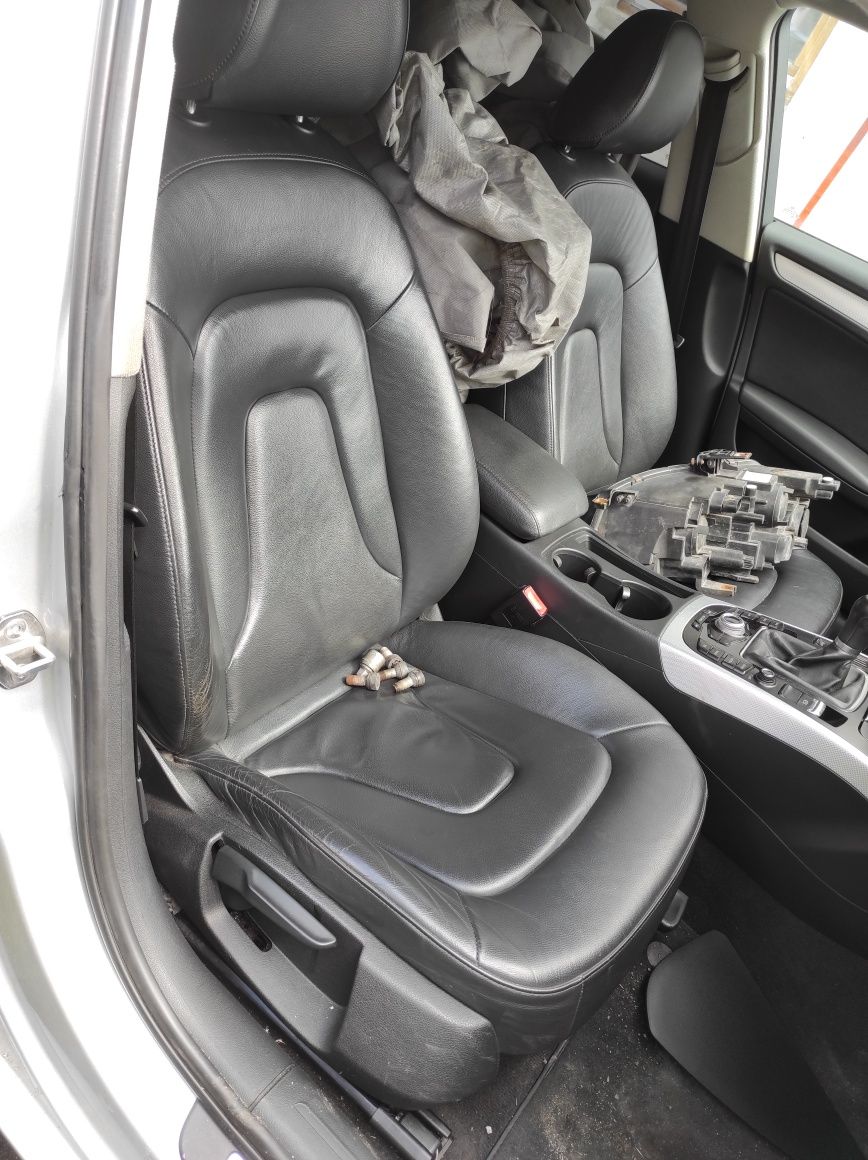 pozostałości AUDI A4 B8 sedan LX7W 2,0 tdi cjcb części fotele