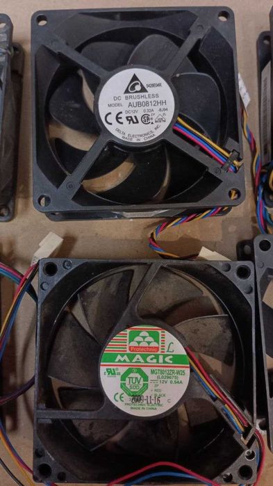 Кулер 80мм 12V 0.23-0.7A 4pin потужний серверний Delta вентилятор