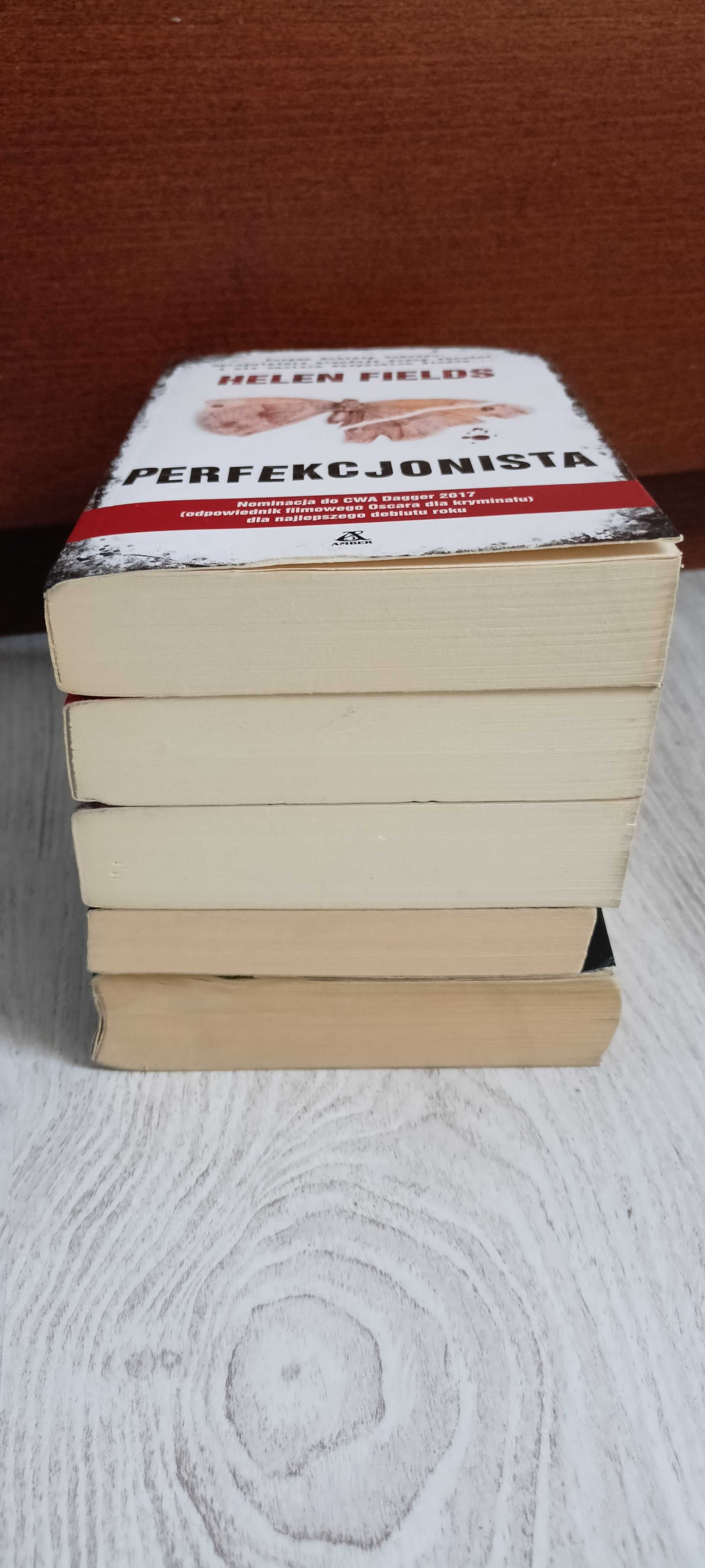 5x Helen Fields Perfekcjonista Dobrzy ludzie muszą Perfekcyjna śmierć