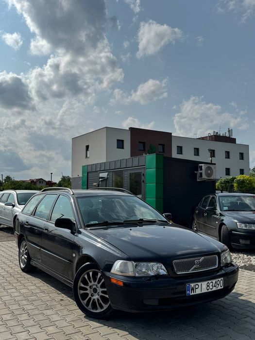 Volvo V40 1.9 Diesel*Oszczedny*SuperStan*Klima*Rodzinne*ZdrowySilnik*