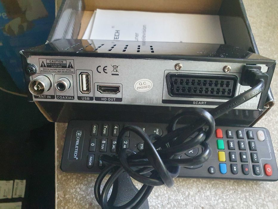 Nowy Tuner DVB-T2 HEVC Cabletech URZ0336B