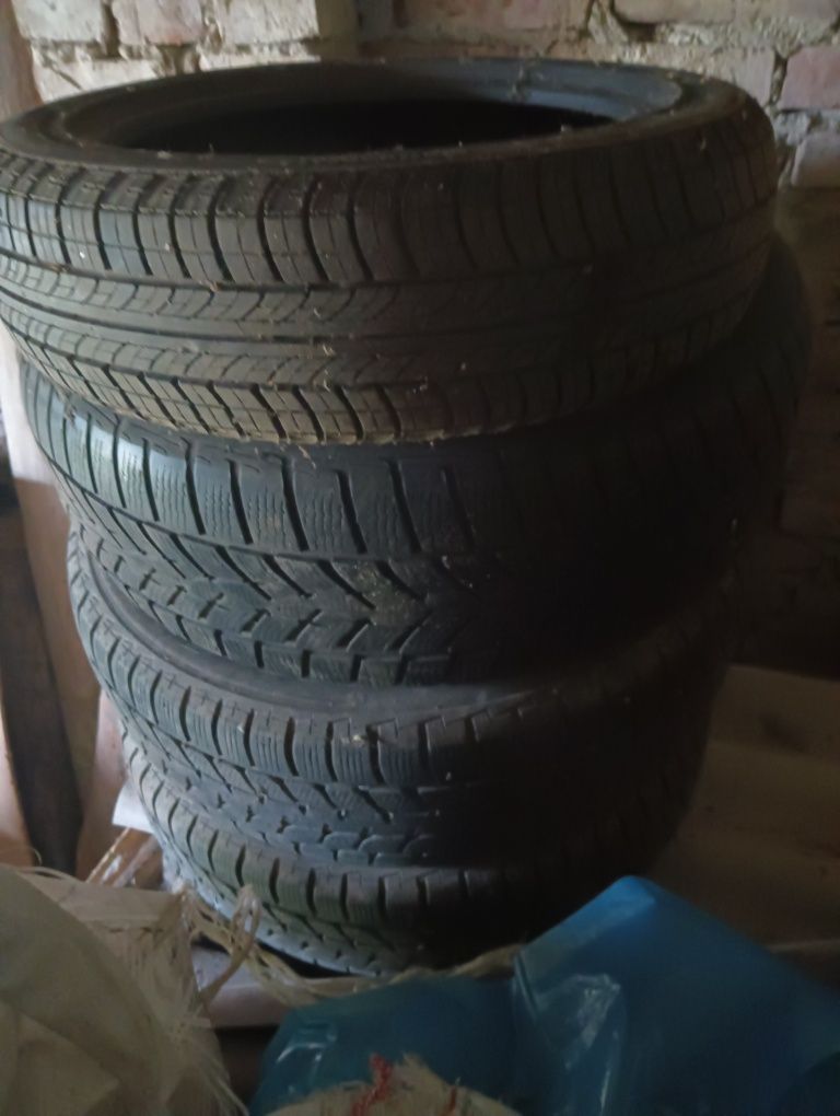 Oddam opony samochodowe i rolnicze