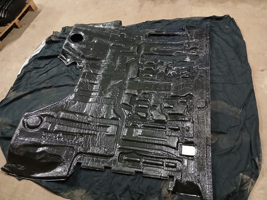 Dywan Iveco podłoga Iveco wykładzina Iveco kabiny Iveco Daily nowa