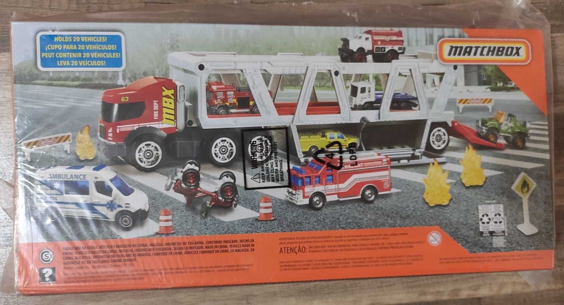 Вантажівка-автовіз Дорожня пригода Matchbox Fire Rescue Hauler