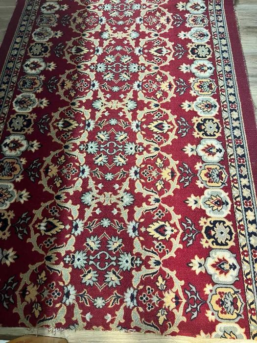 Продам килими після чистки, килим 2.40*1.80, дорожка   3.30*1.40.