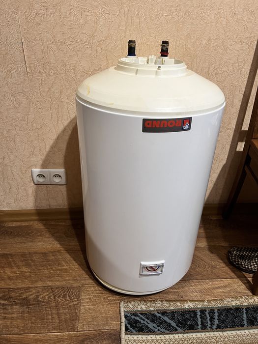 Продам бойлер 80л