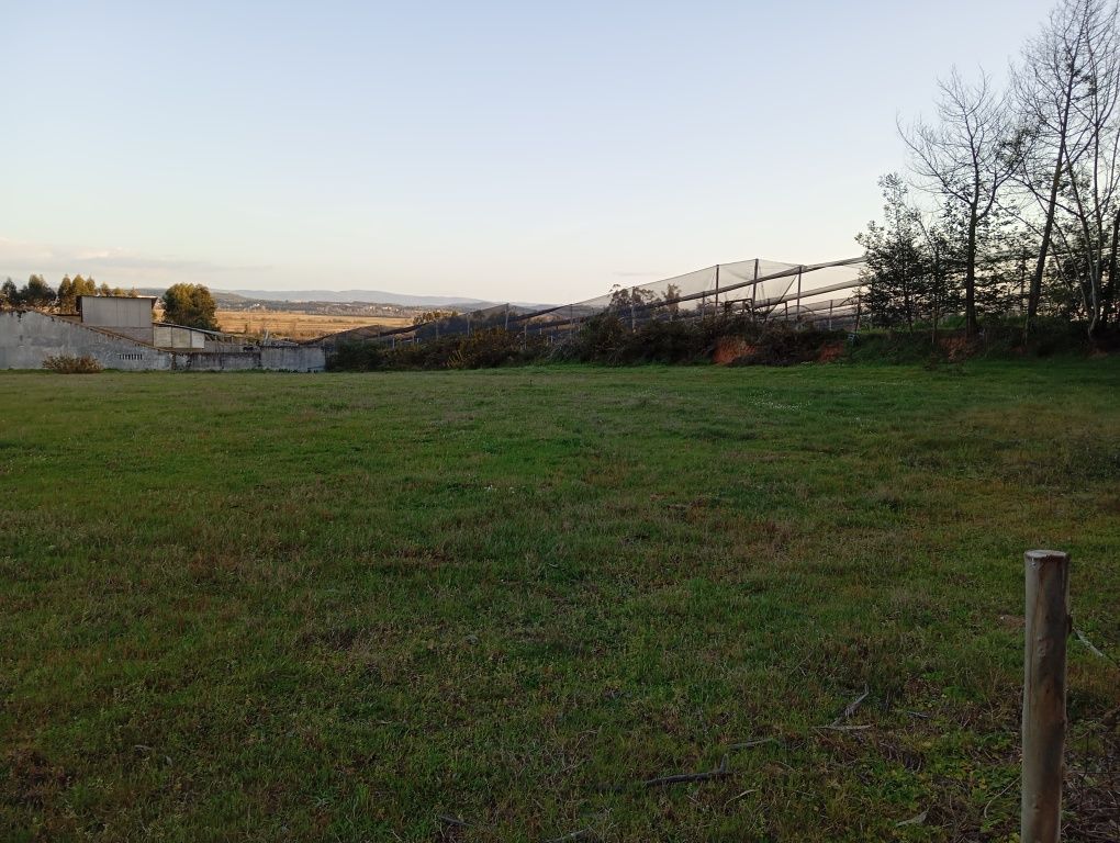 Terreno de construção 5 moradias geminadas