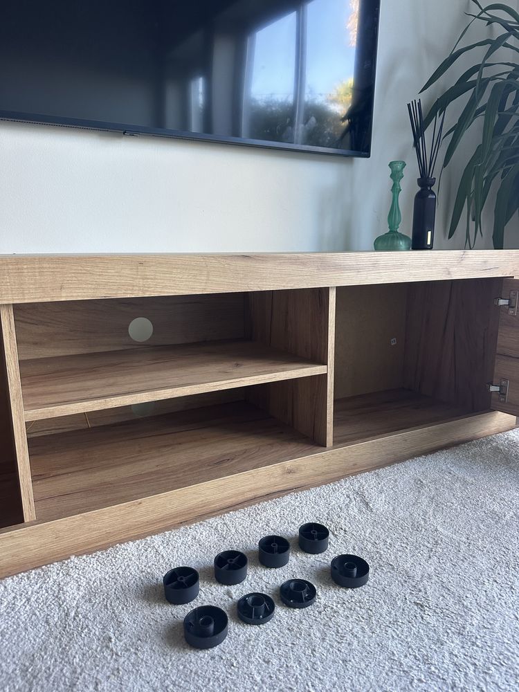 Móvel para TV - 180x50x40cm