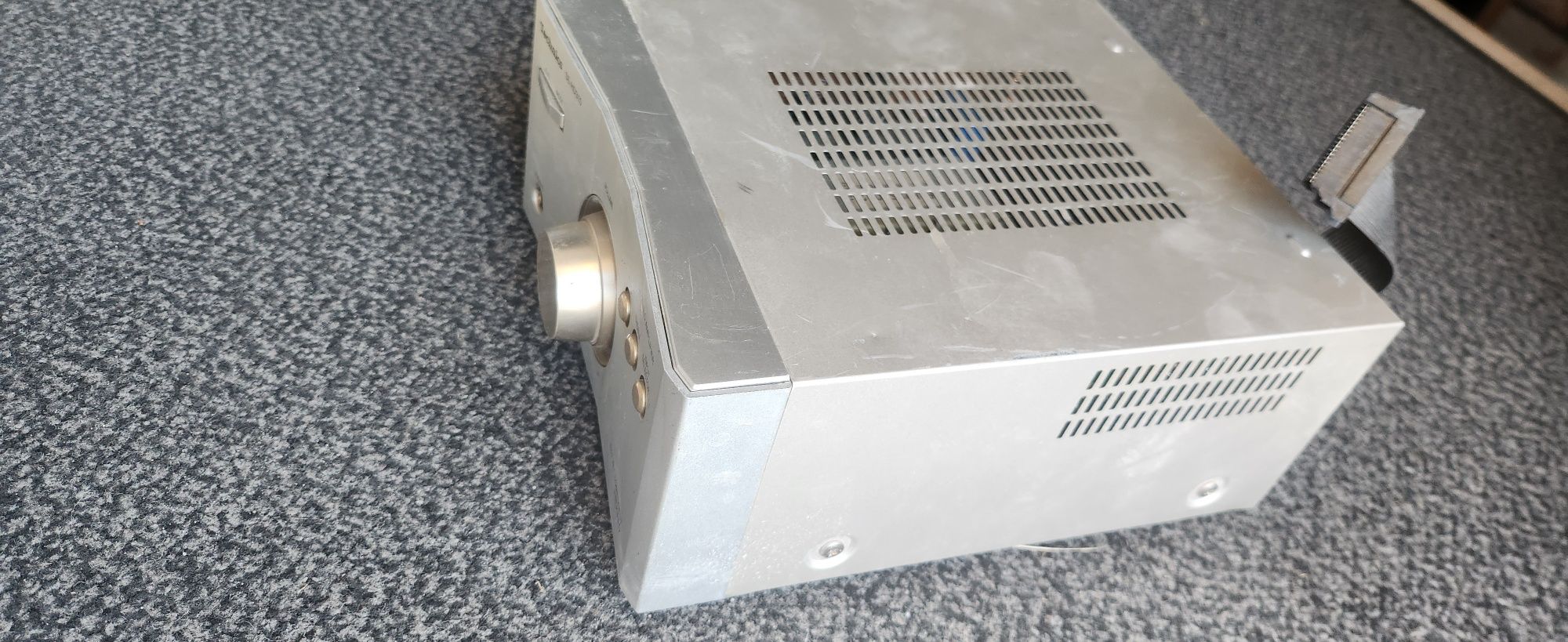 Technics SE-HD310 wzmacniacz
