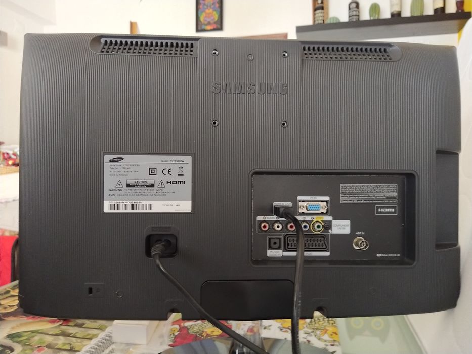 Televisão TV monitor 22" casa quarto apartamento vivenda escritório.