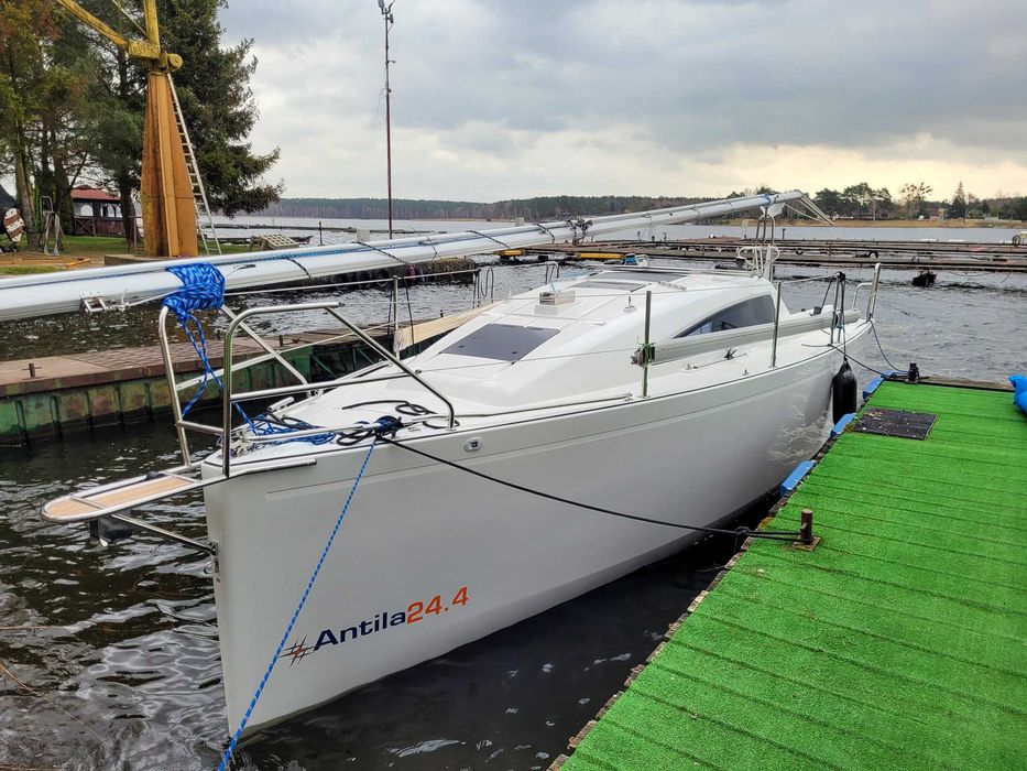 Jacht Żaglowy Antila 24,4