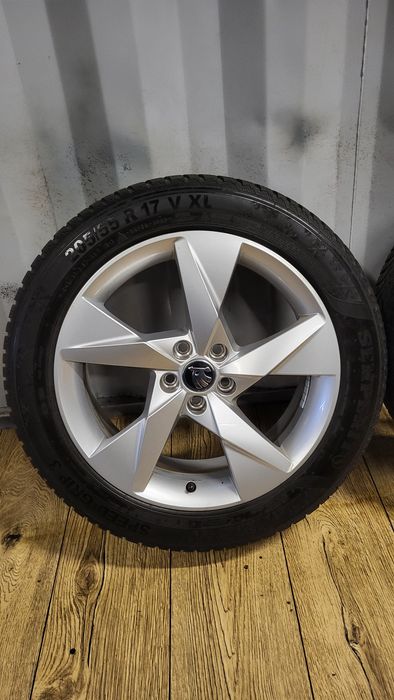 Alufelgi Skoda 17" 5x112 z oponami 205/55 R17 Octavia 3 4 Superb Vw