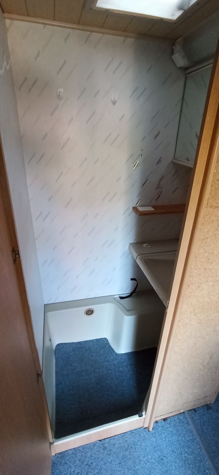 Причіп дача, кемпер, будинок на колесах.