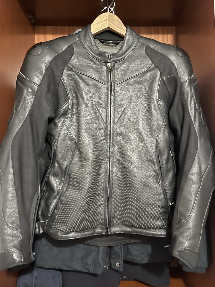 Casaco Dainese em bom estado