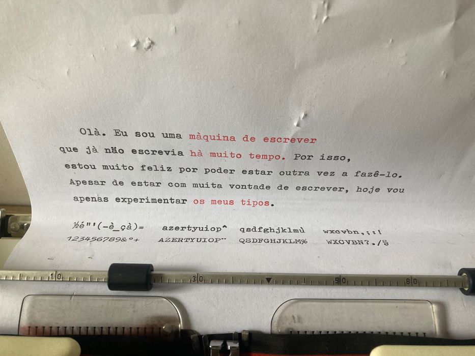 Máquina de escrever  **  Olympia