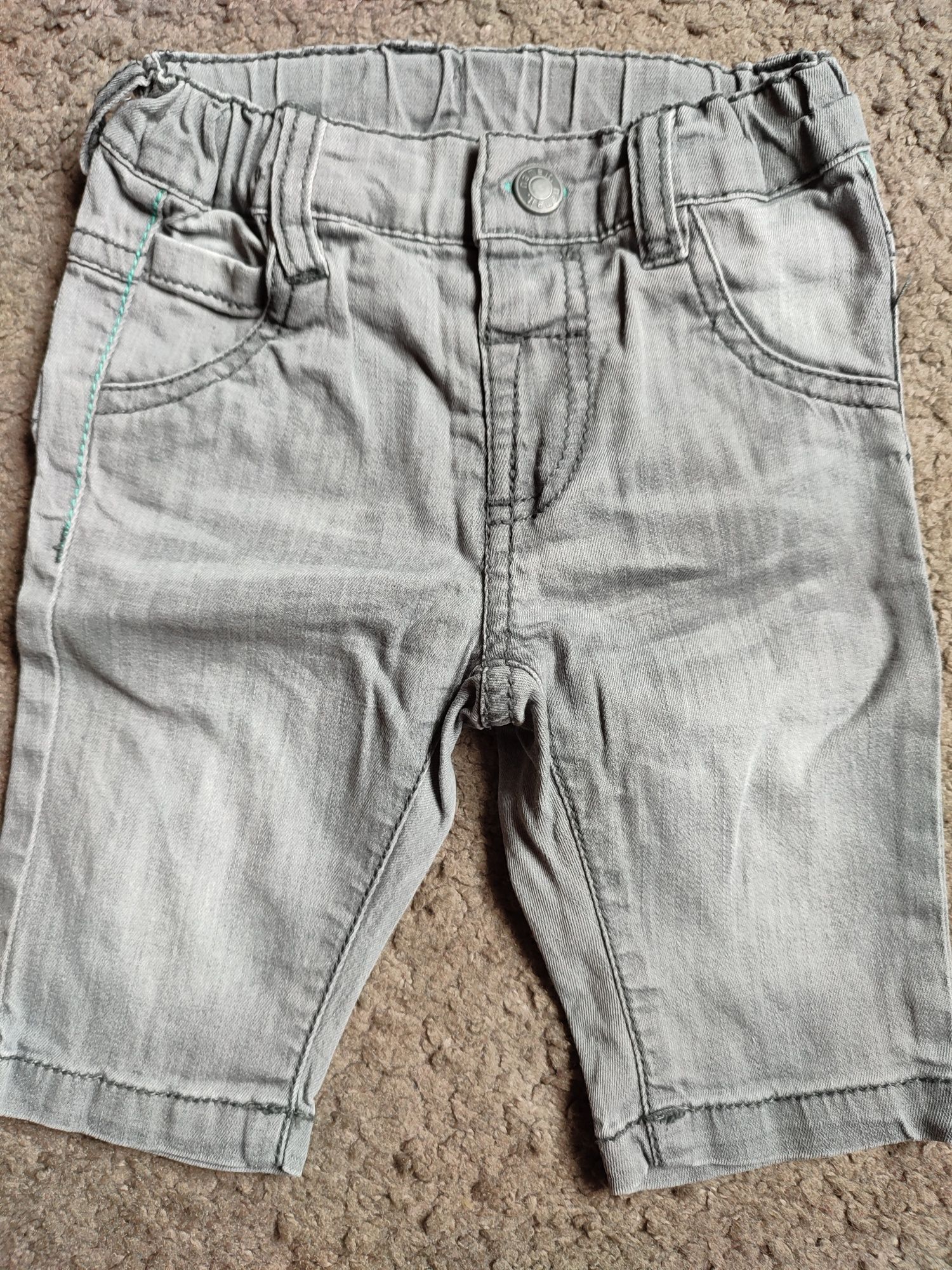 Spodnie jeansowe niemowlęce r 56