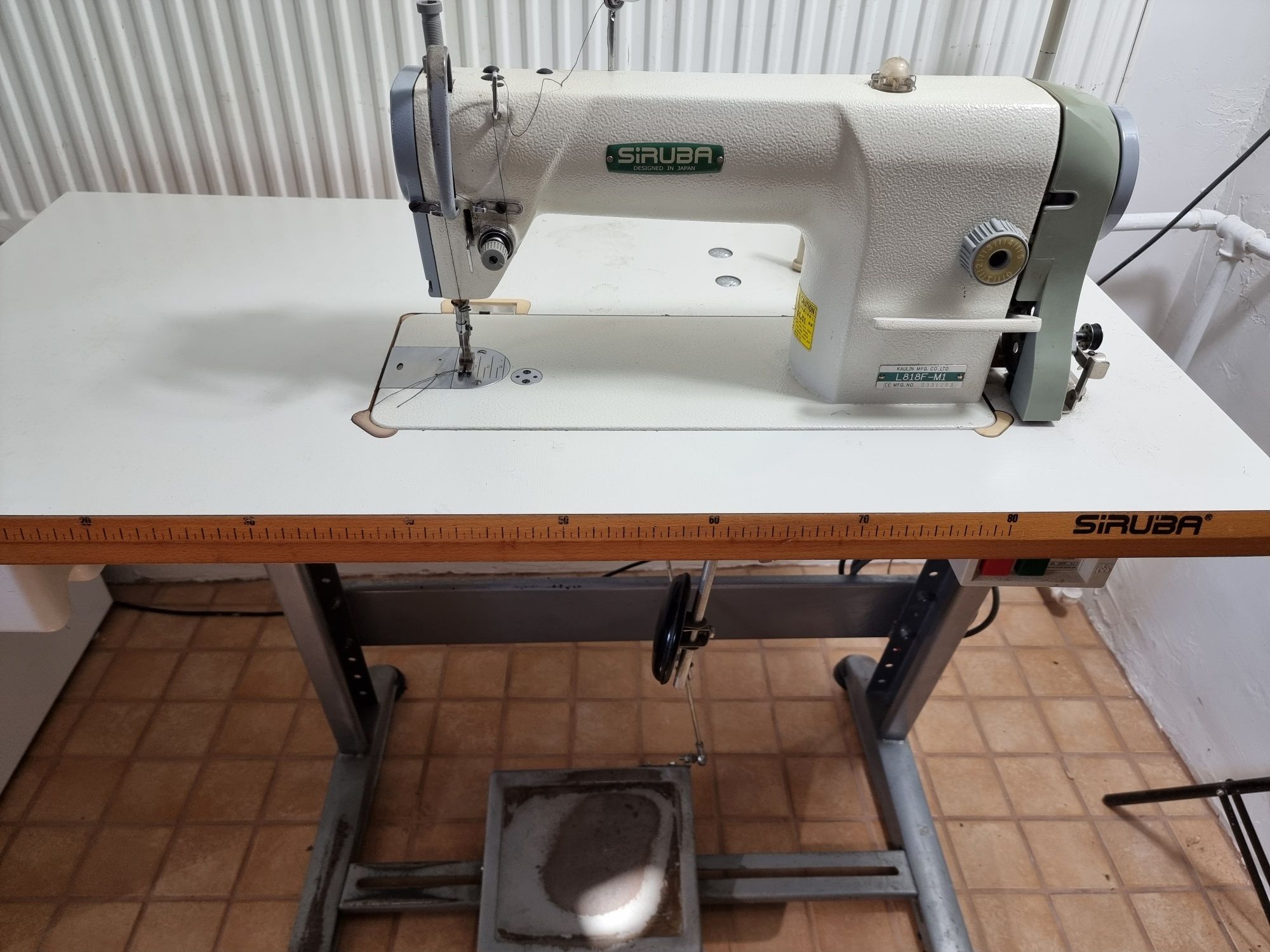 Maszyna do szycia SIRUBA L818F-M1