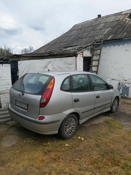 Мінівен Ніссан продам