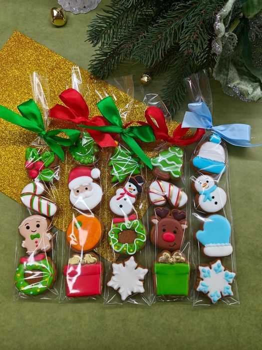 Набори імбирних пряників до Миколая, новорічні пряники
