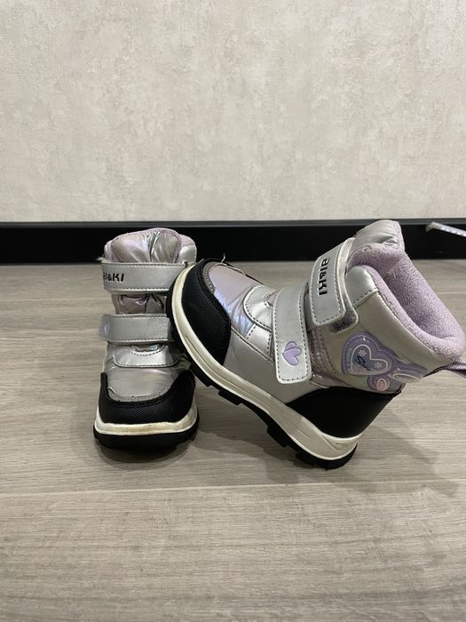 Зимові чобітки для дівчинки р.25 (16 см)