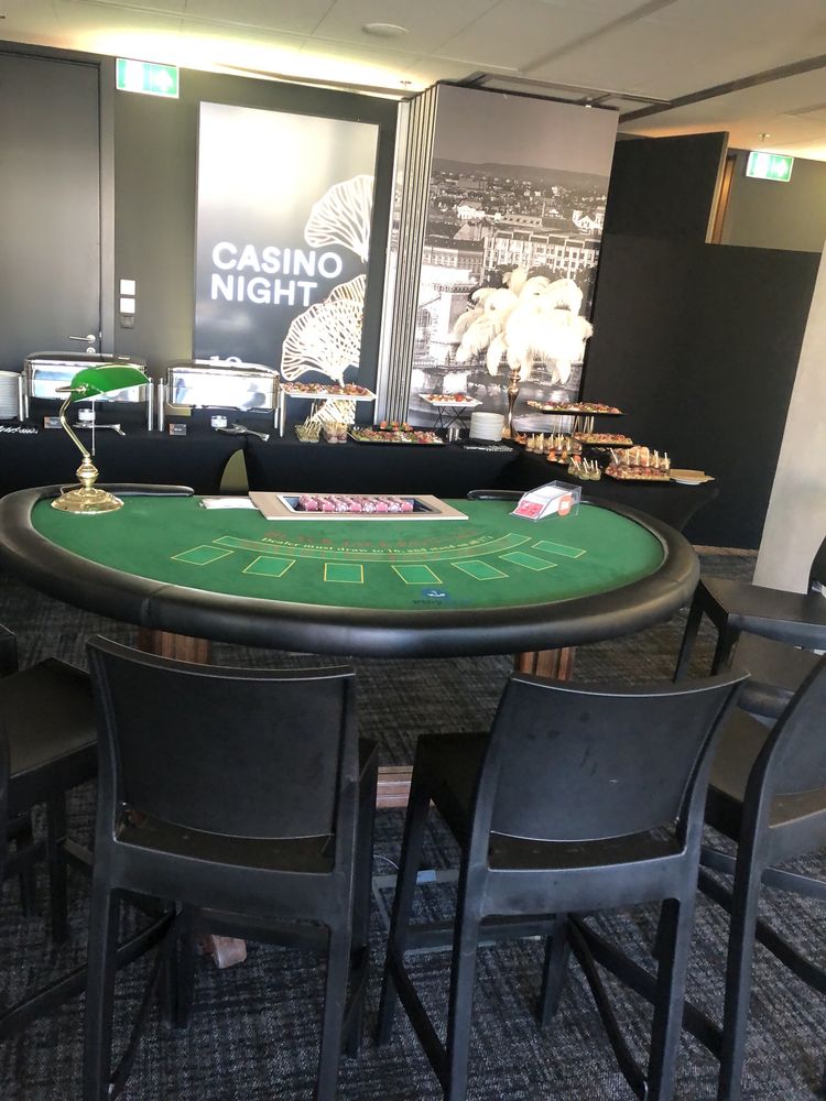 Stół do kości Ruletka Poker Black Jack na EVENTY Casino