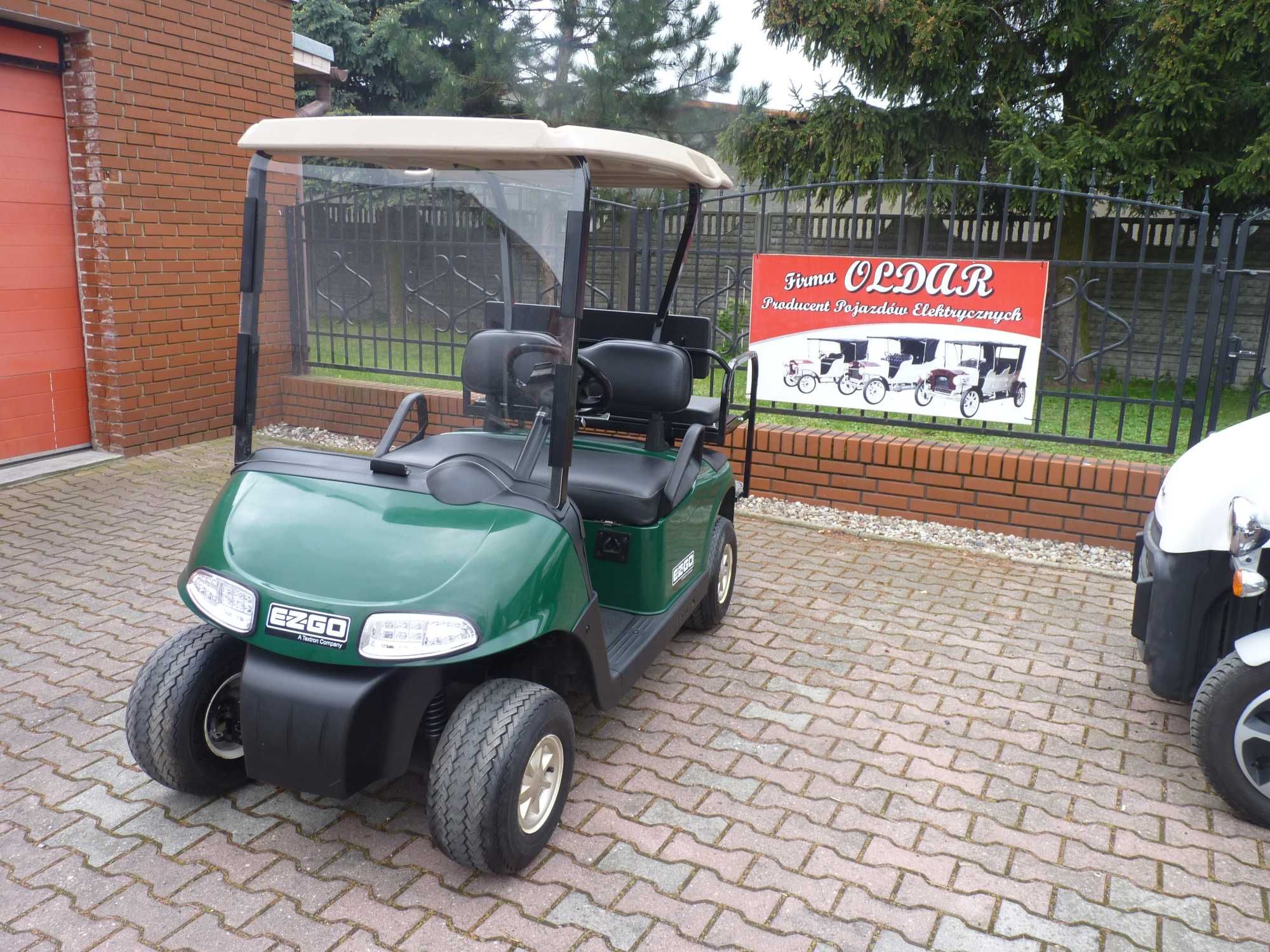 Pojazd Ezgo RXV typu melex