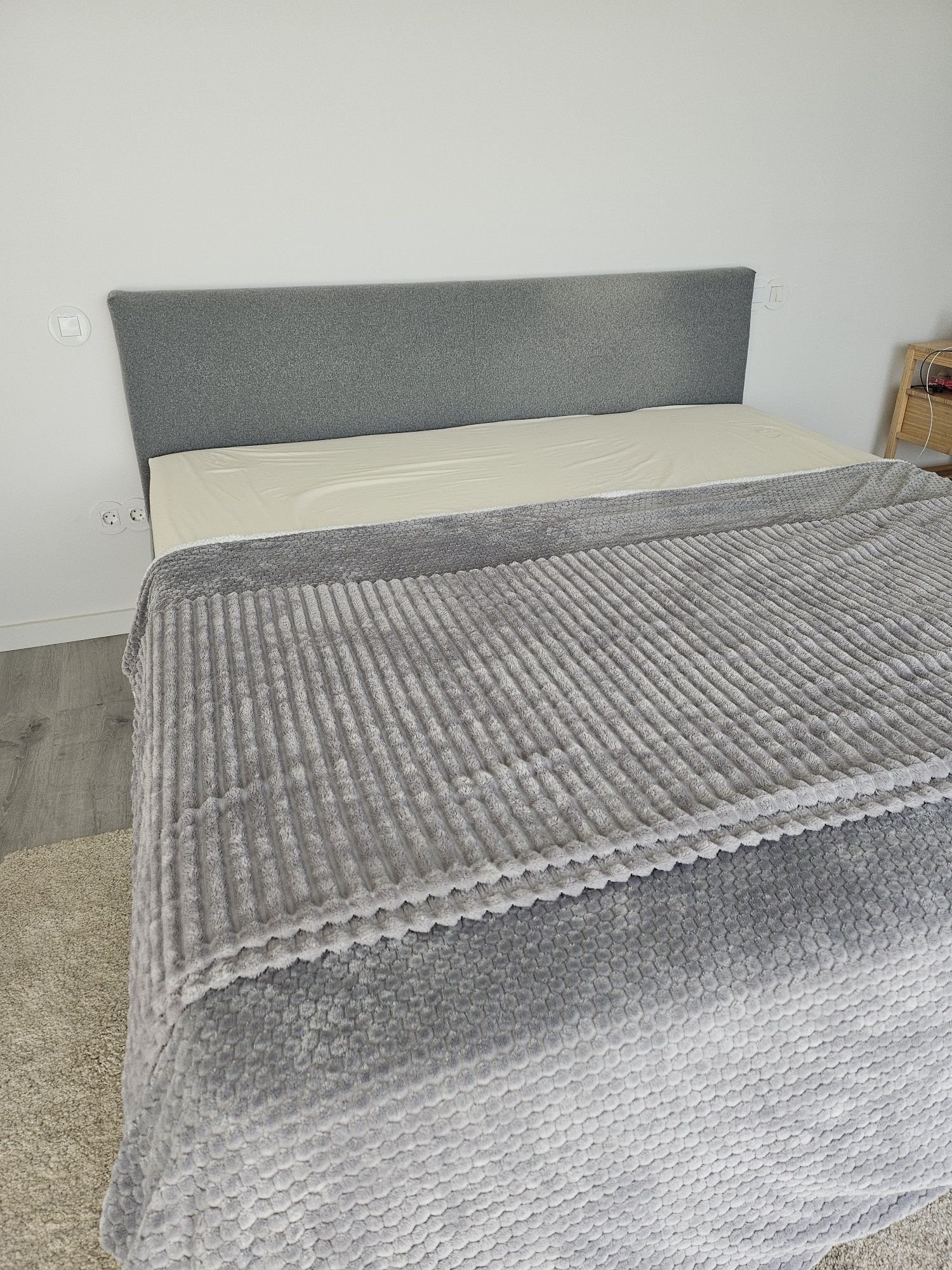 Estrutura Cama estofada 180x200
